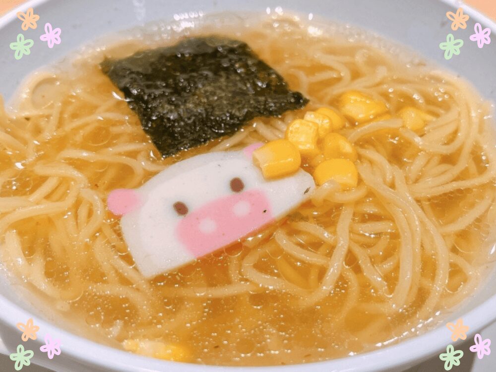 子ども向けラーメンの料理写真。子ども無料サービスのあるラーメン店