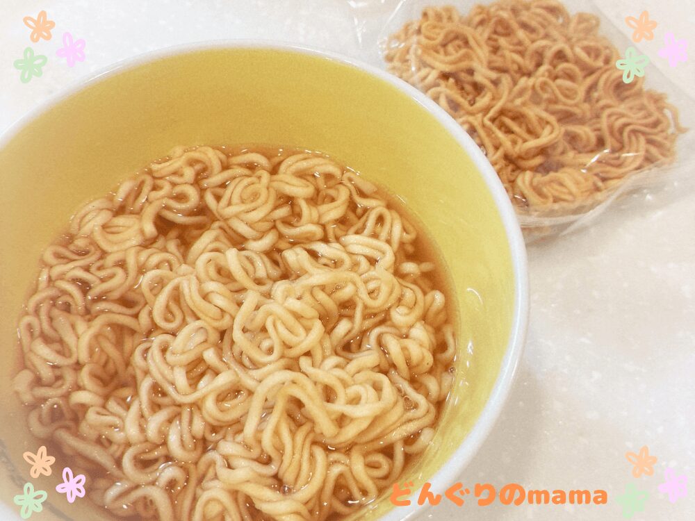 小腹が空いた時に便利なインスタントミニラーメンのストック
